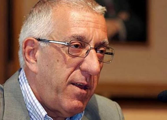 Κακλαμάνης: Να μην ευελπιστεί σε συνεργασία με τη ΝΔ όποιος δεν ψηφίσει κατά της Συμφωνίας των Πρεσπών